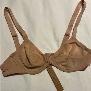 Skims No Show Unlined Bra